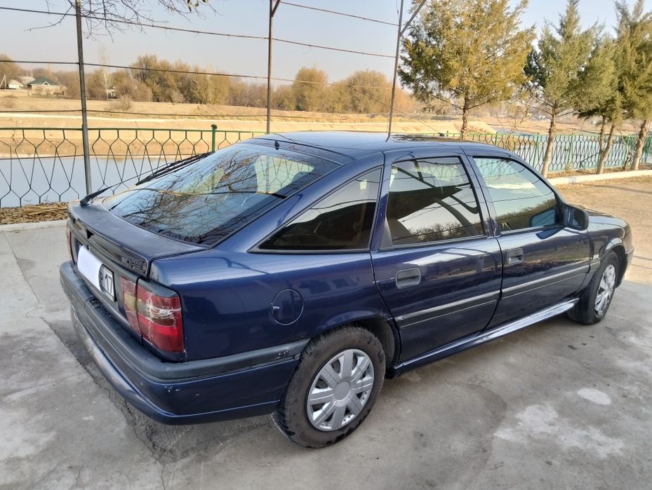 Опель вектра 1995