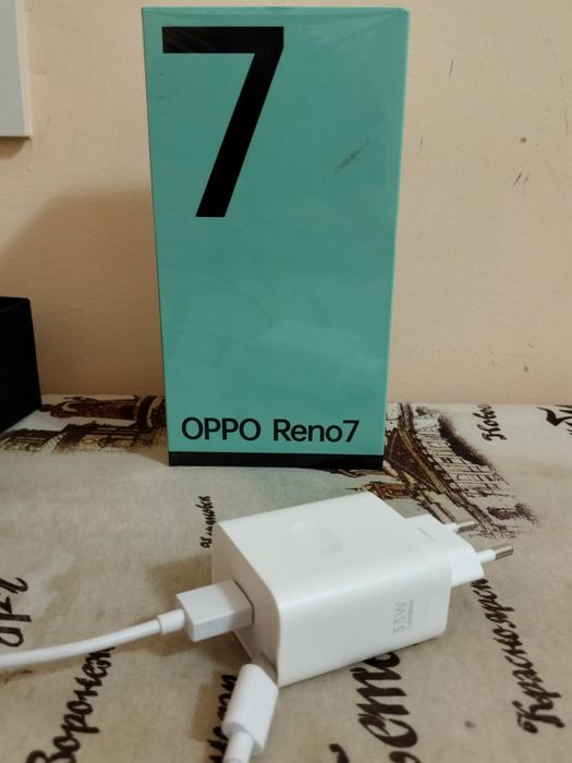 Oppo Reno 7 телефон