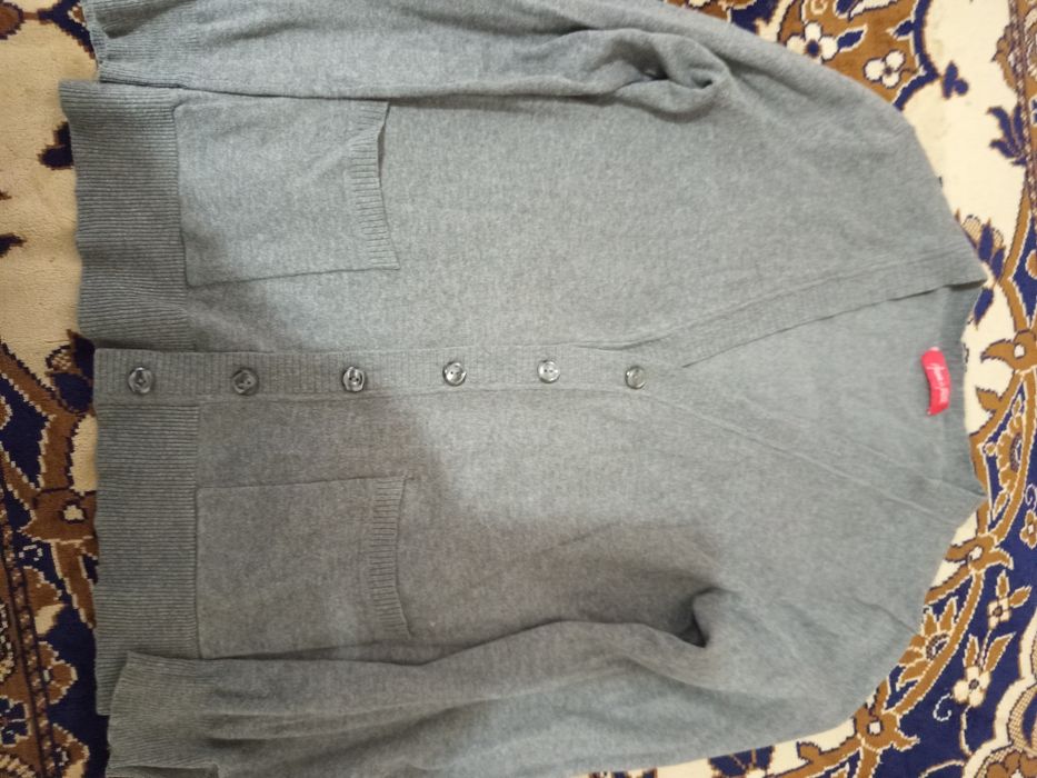 Продам одежду для девочек