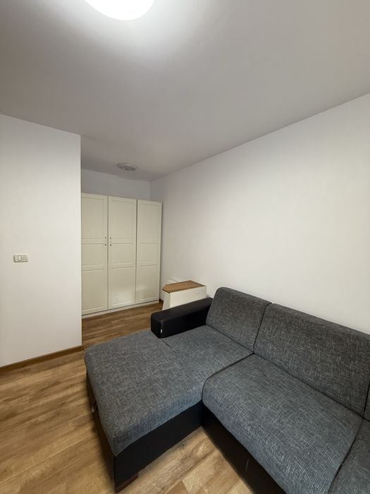 Apartament de inchiriat 3camere| loc de parcare |zona cofetăria Darcos