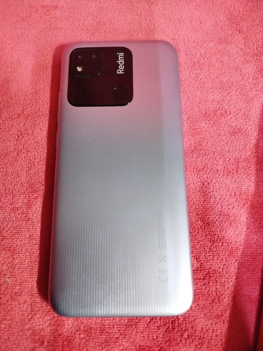 Срочно продам телефон