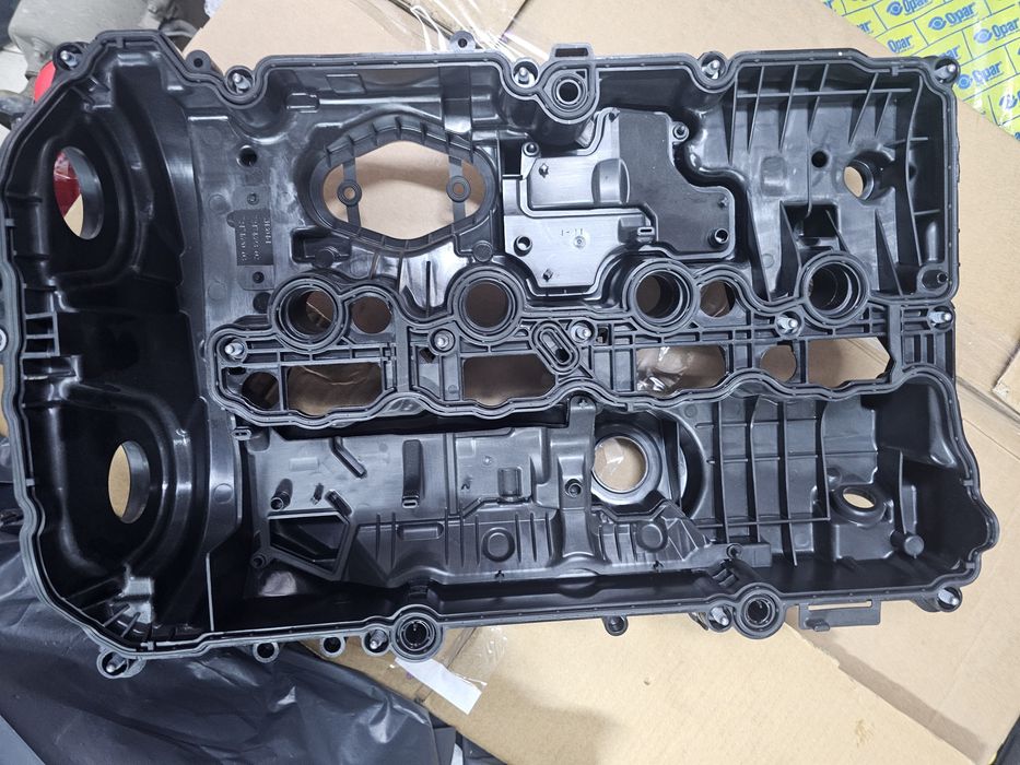 Капак на клапаните .B46,B20B,B48,B20A,GC1.