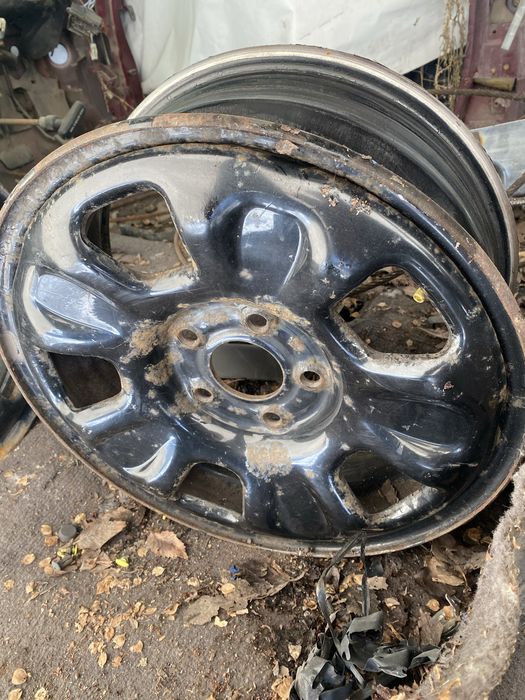 Продам диски от Рено Дастер