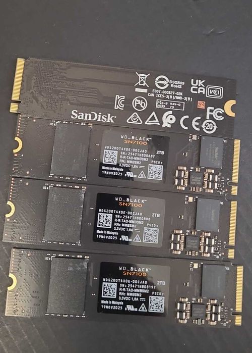 SSD WD Black SN7100 de 2TB PCI Express 4.0 , nou , zero ore utilizare