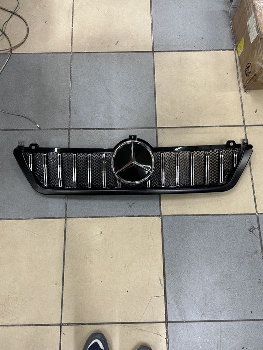Решотка радиатора Mercedes Sprinter Cdi