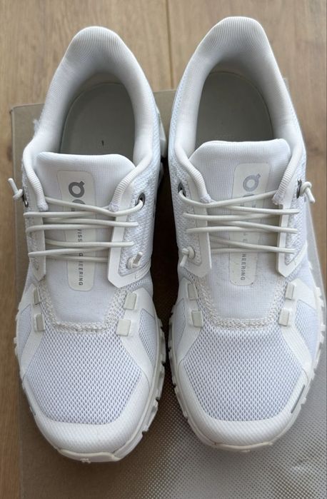 Женские кроссовки On Cloud 6