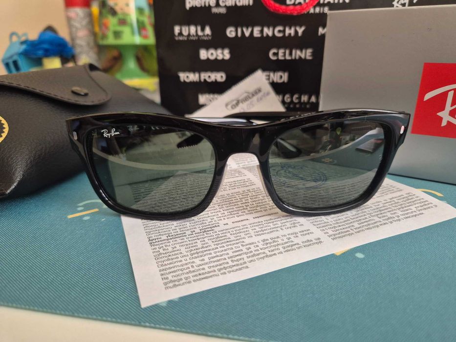 Слъчеви очила Ray-Ban RB4428