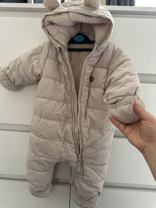 Combinezon marimea 68  H&M