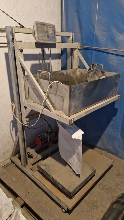 Ansamblu pentru insacuit