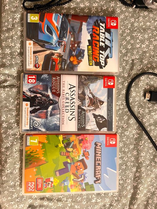Vand Nintendo SWITCH in stare foarte buna!