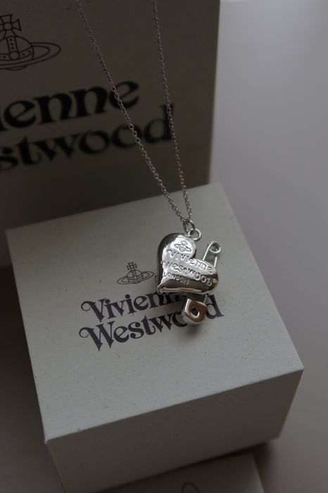 Vivienne Westwood гердан