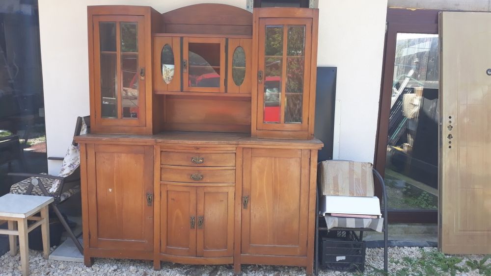 Mobila veche dulap lemn