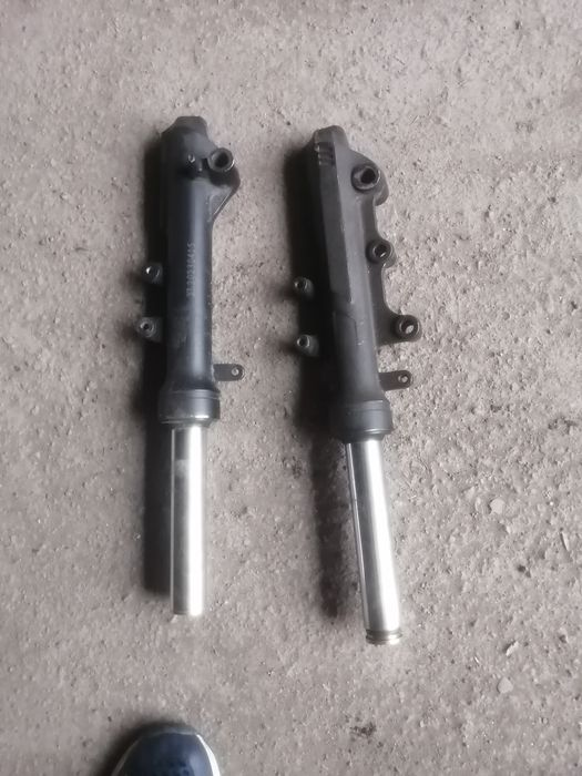 Продаётся вилка на скутер