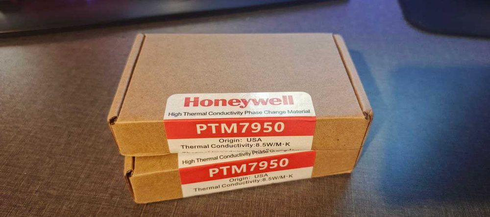 Термопаста с фазовым переходом Honeywell PTM-7950 40х40х0,25 мм