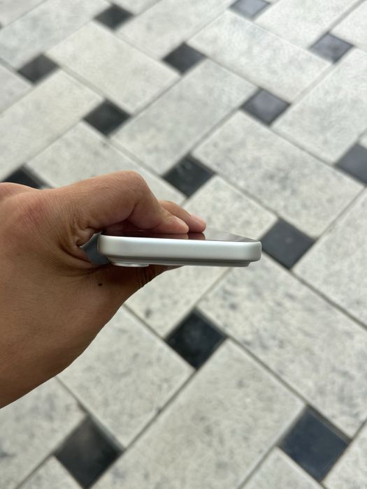 iPhone 17pro sim + e sim