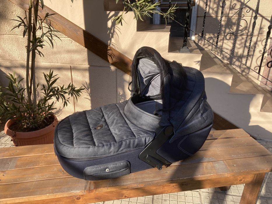 Кош за новородено Mutsy зимен кош