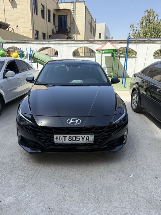 Hyundai elantra 2021