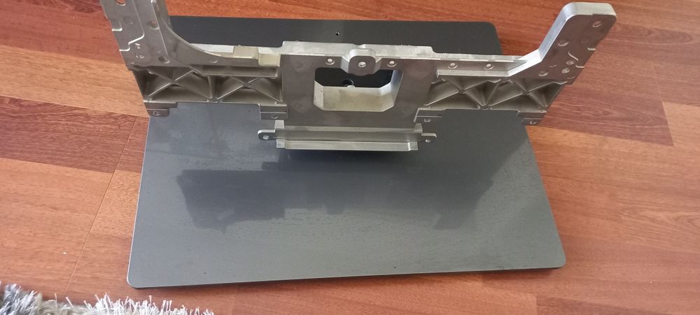 Стойка за телевизор Panasonic плазма 42 инча