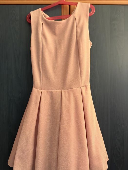 Официална рокля