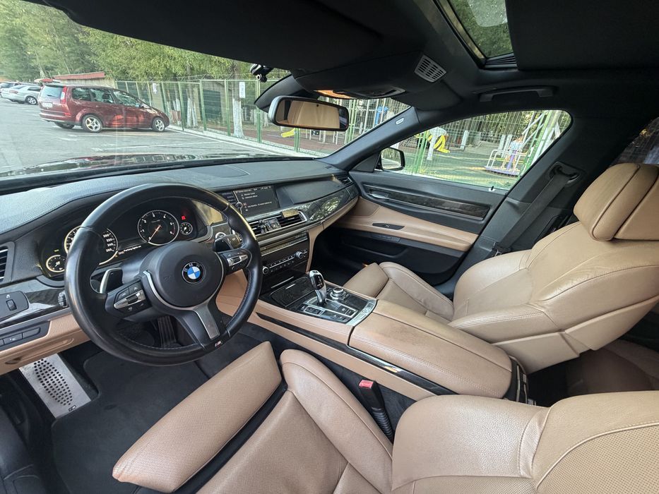 BMW 740XD Biturbo 306 HP 2012