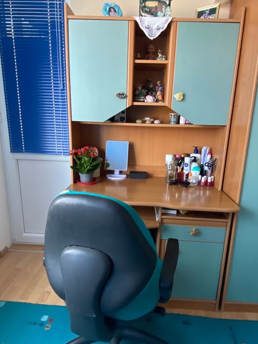 Детско-юношеско обзавеждане