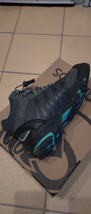 Туристически обувки TROLLKIDS