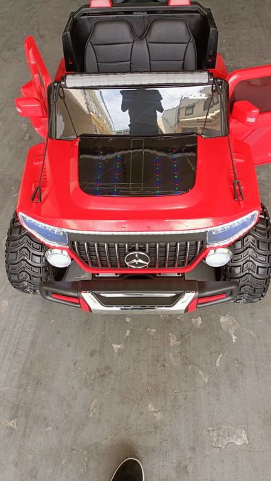 Детский автомобиль