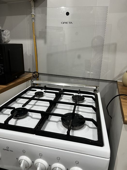 Продам кухонную плиту