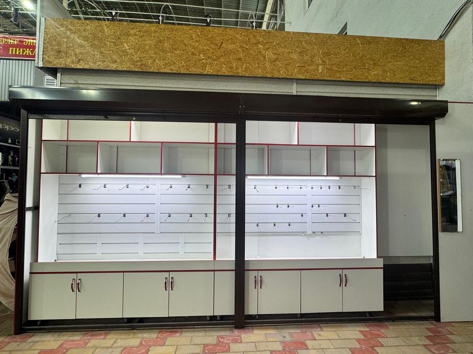 Шкаф для магазина.