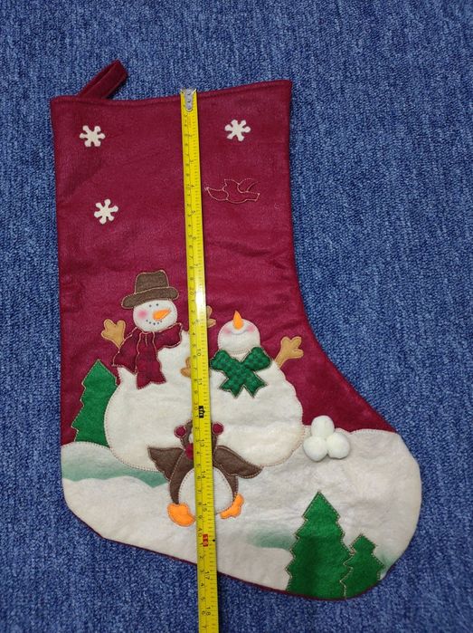 Trei ciorapei pentru cadouri de Crăciun