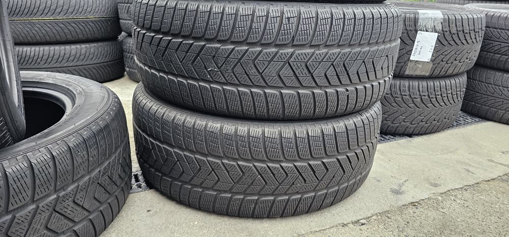 255 60 R 18 Pirelli Iarna