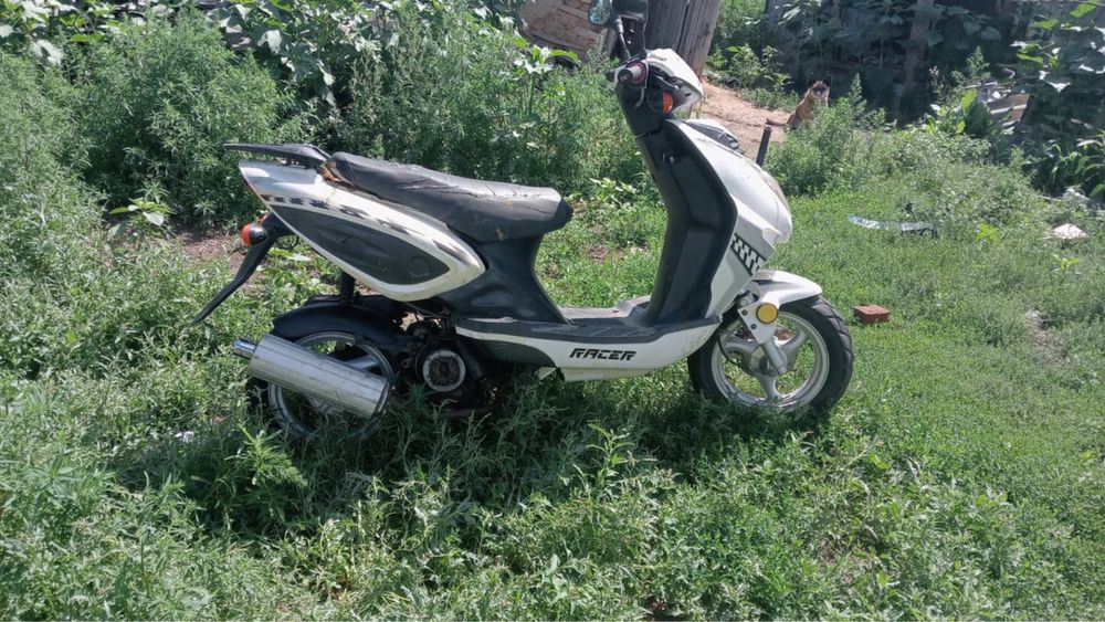 скутер racer(не на ходу)