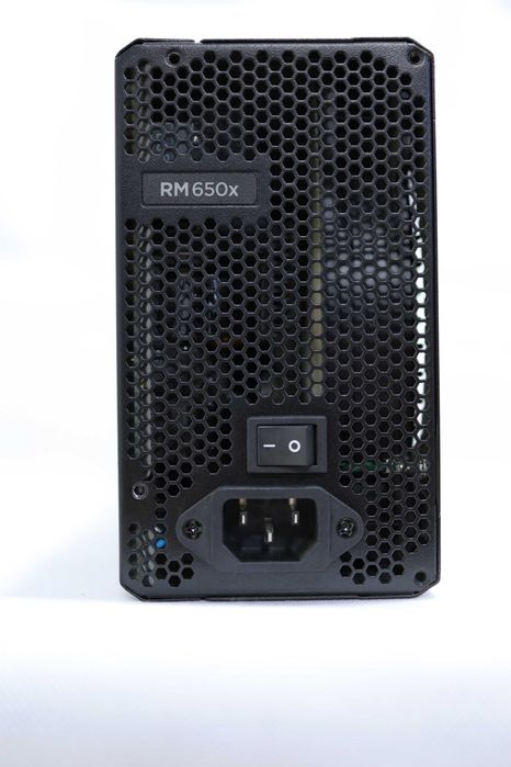 PC Gaming Intel i5-6500 + Placă video GTX 1660 SUPER 6GB + Sursă Corsair RM650x Gold