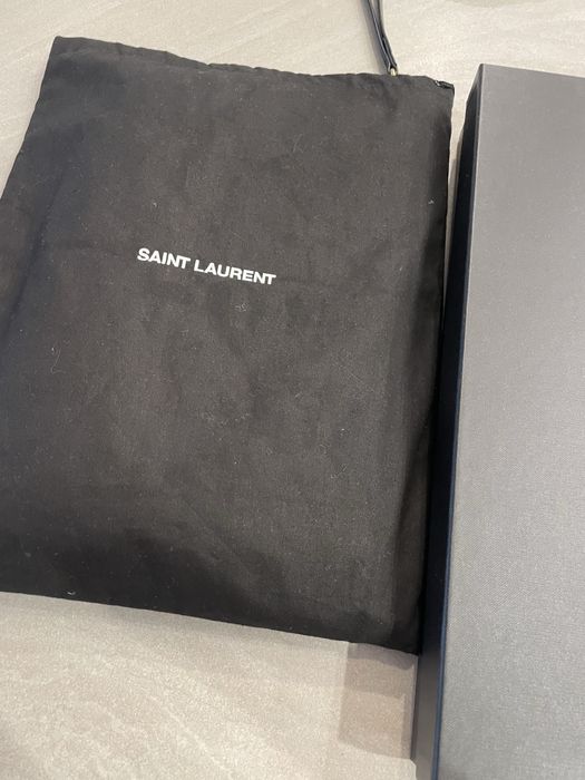 Оригинална чанта “Saint Laurent “купувана от магазин Allure
