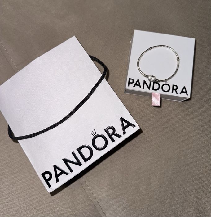 Pandora браслет в форме сердце