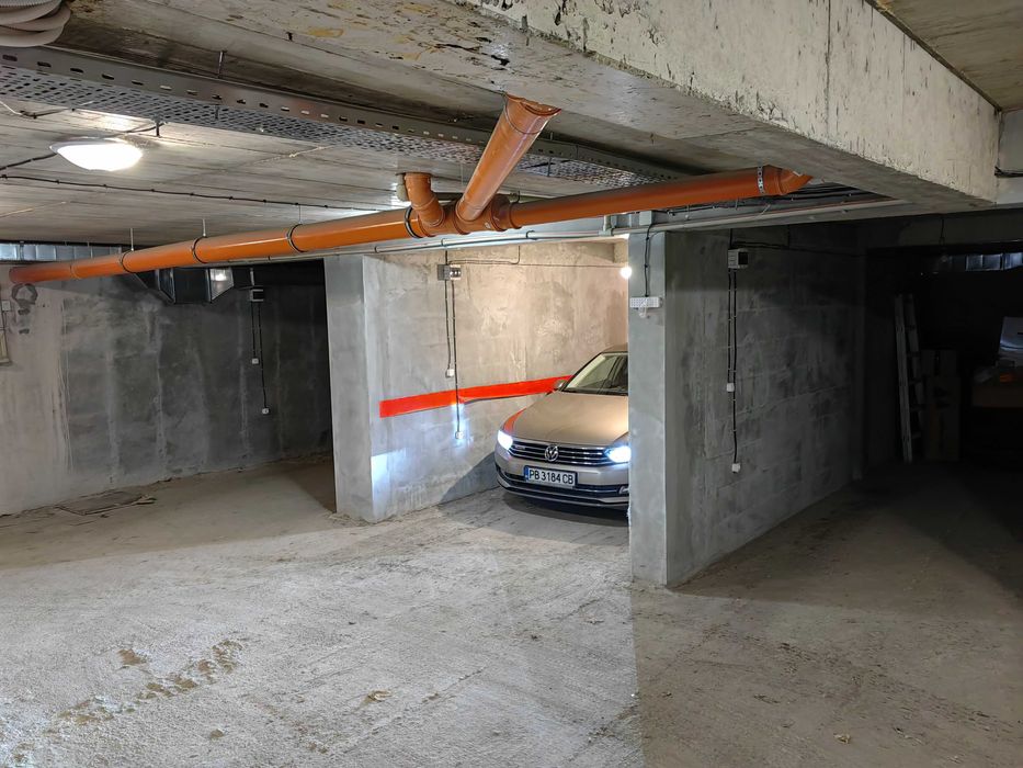 Дава се под наем Гараж / Паркомясто в Пловдив, Каменица 1 - 18 кв.м за 76.5 € - Снимка #1