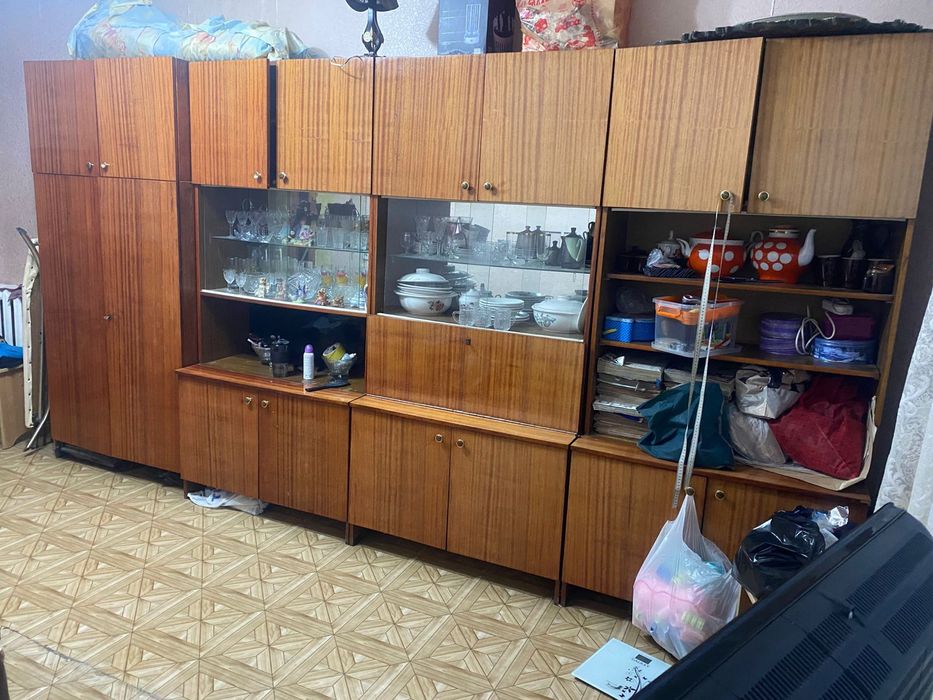 Стенка советская из красного дерева