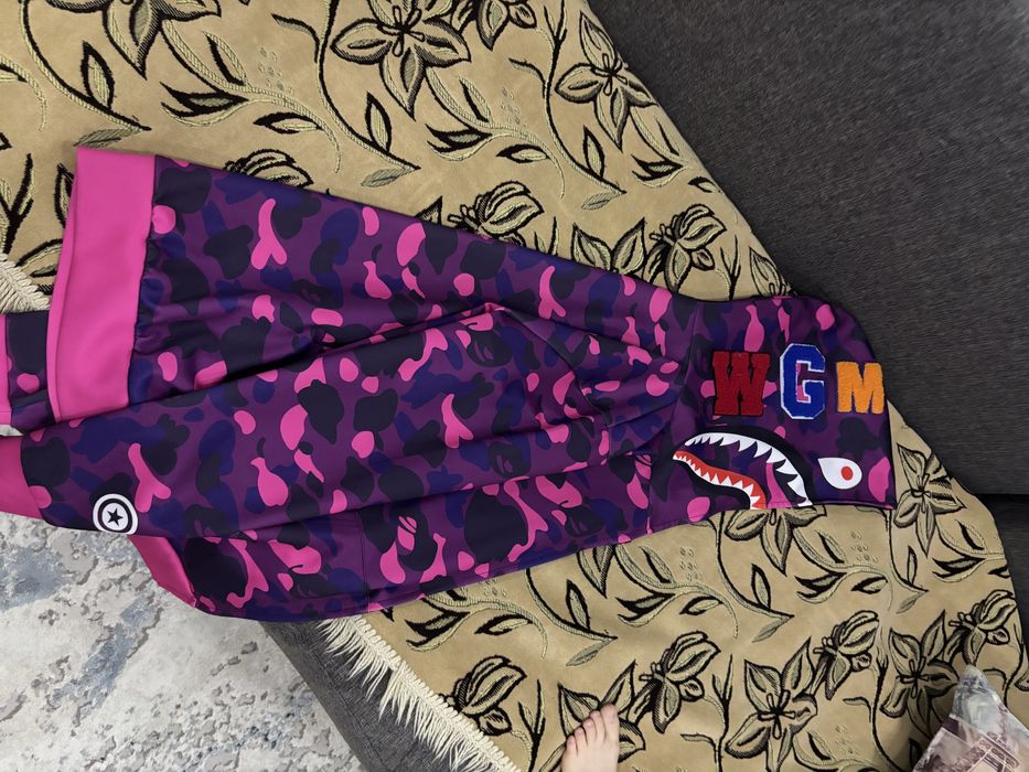 Продам Зипку Bape