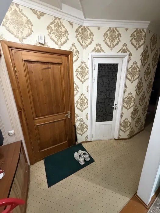 Ц12 Продаётса 1в2/4/4 Анжор парк 40кв.м