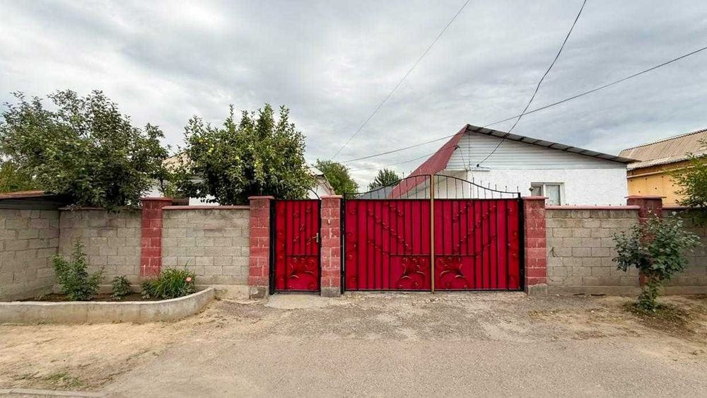 Дом новстройка, Танат империя