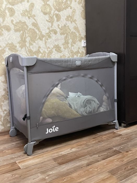 Продам кровать манеж