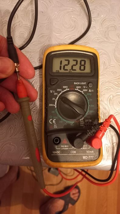 Продам Блок Питания На 12 Вольт. 1,5 Ампер.