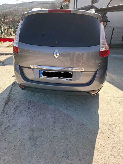 Renault grende scenic