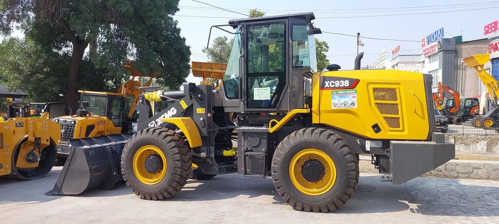 Продаться Фронтальный  Погрузчик XCMG XC938  1,8 куб
