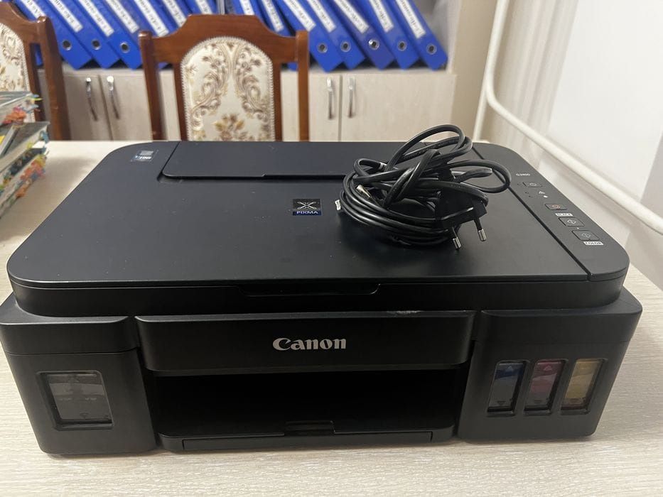 Canon g2400 цветной принтер  3 в 1