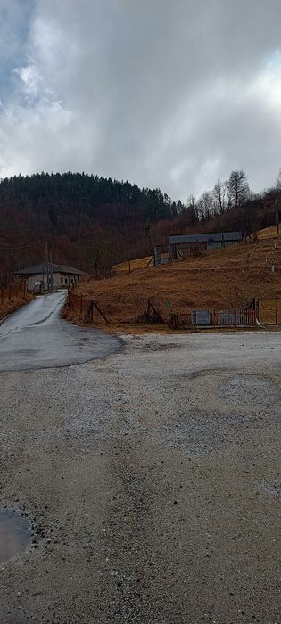 Продавам къща в с.Вълчан,до гр.Смолян