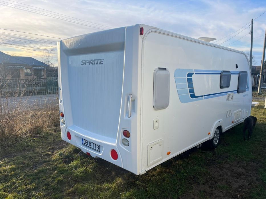 Rulotă 2012 Off Camping, 2Zone, Ușoară, Swift Sprite, Cabina Dus