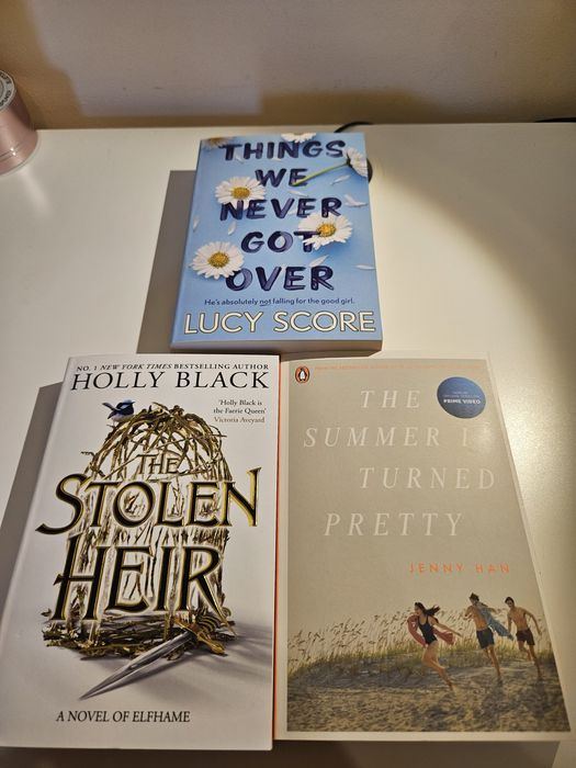 Тийн книги на английски език