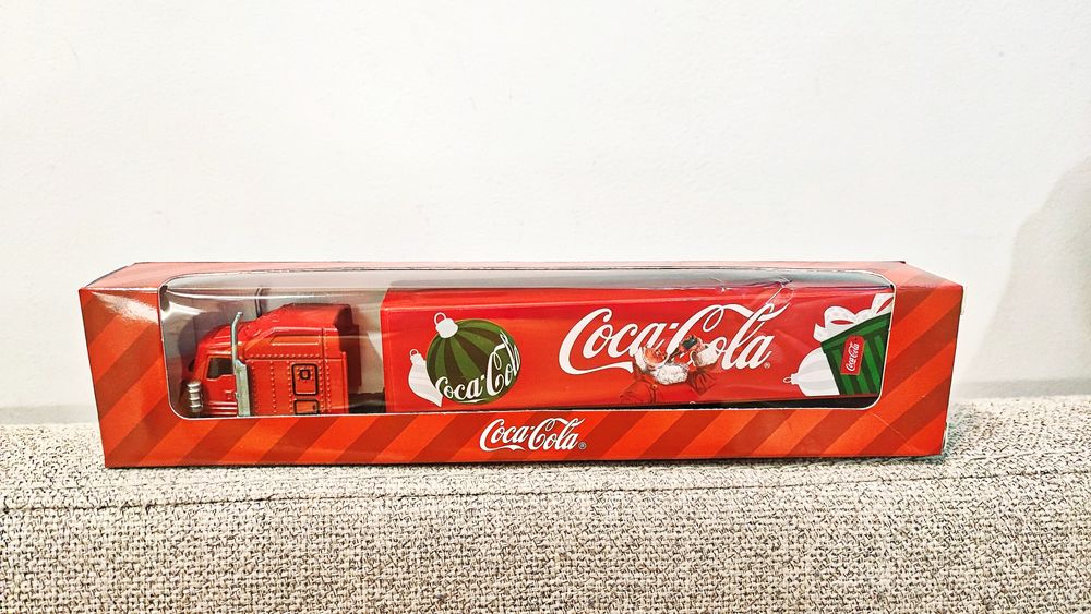 Коледно камионче Кока Кола