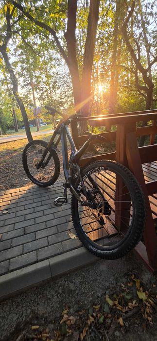 Bicicleta DownHill Canyon Sender CF 9.0, Cadru Marimea XL Vand Urgent